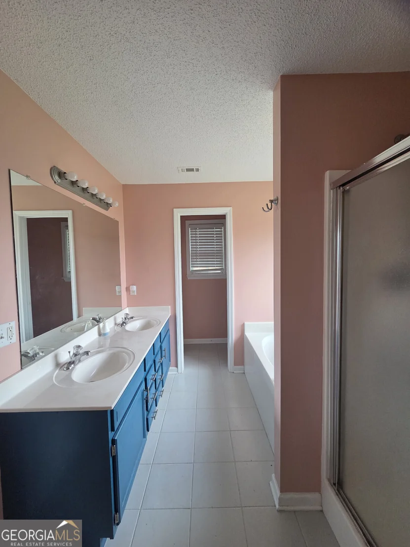 Photo of 2337 Noel C Conaway Road