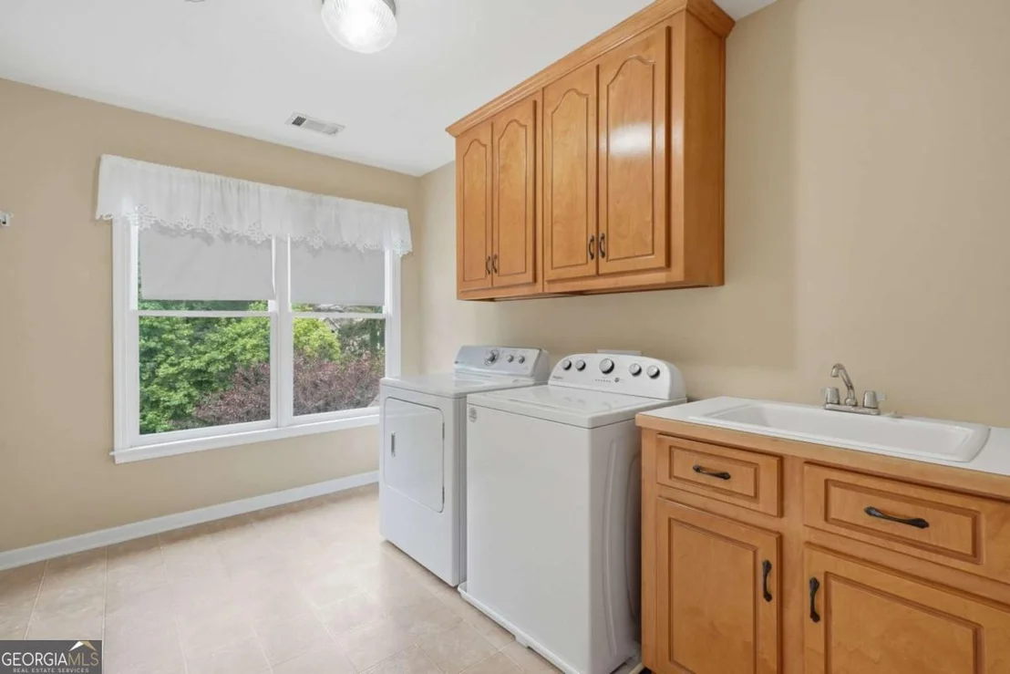 Photo of 306 Sheridan Place