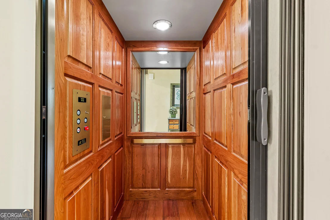 Photo of 630 Waterfall Drive