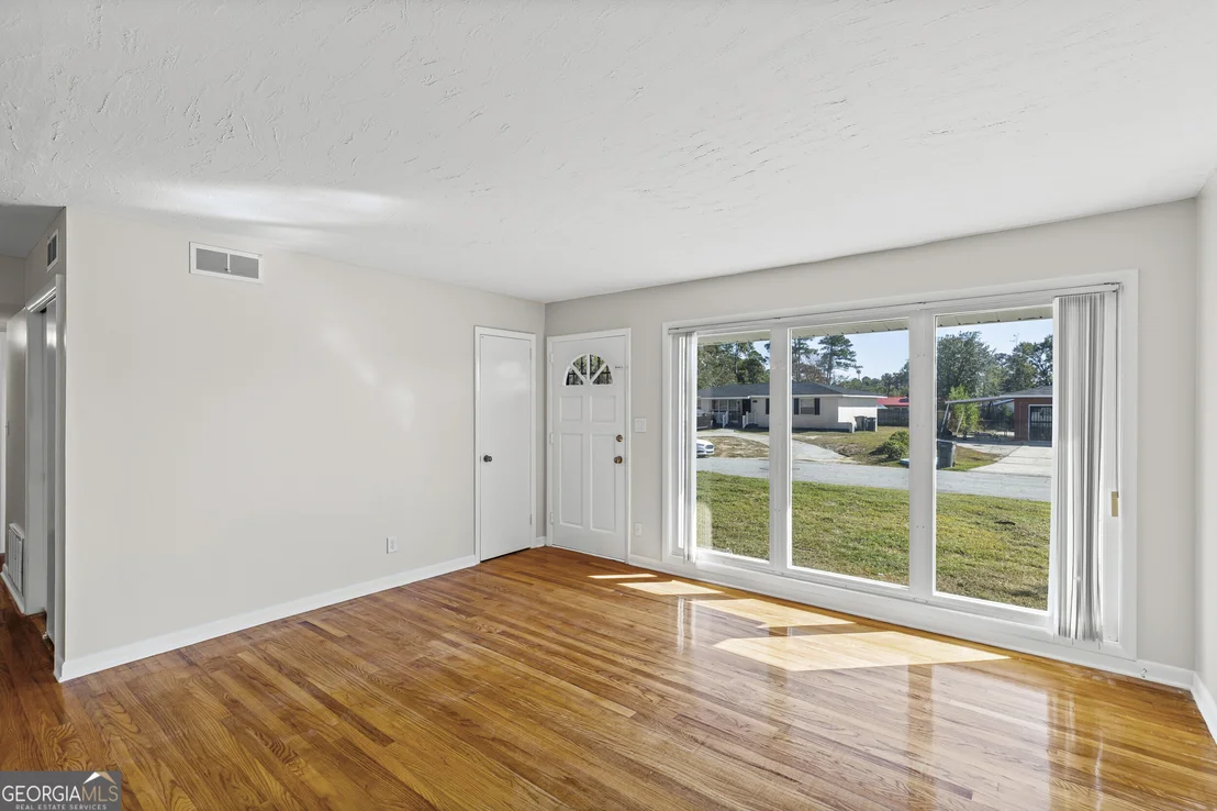 Photo of 3317 Forest Estates Drive
