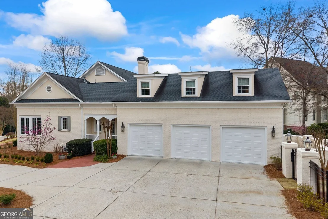 Photo of 5727 Mountain Oak Drive