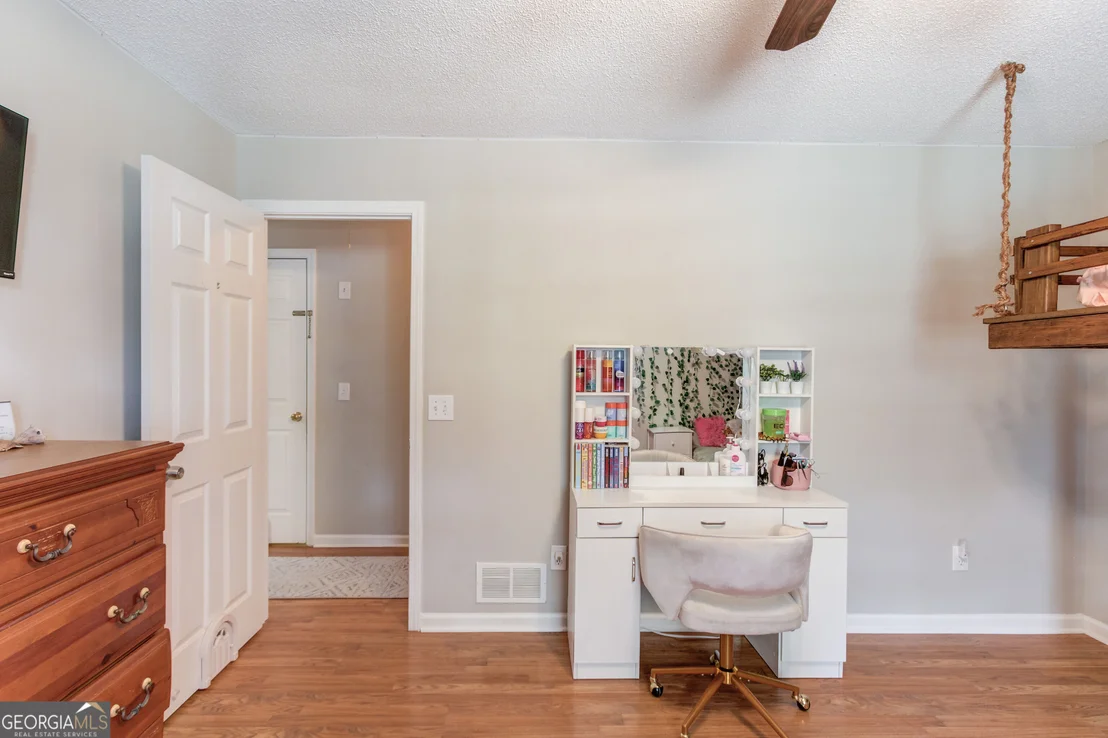 Photo of 2373 Whitney Road