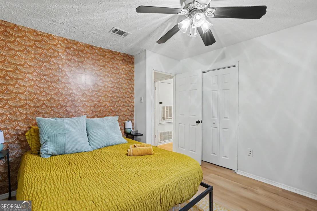 Photo of 200 Melrose Place