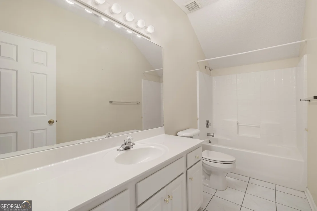 Photo of 205 Meadowlark Circle