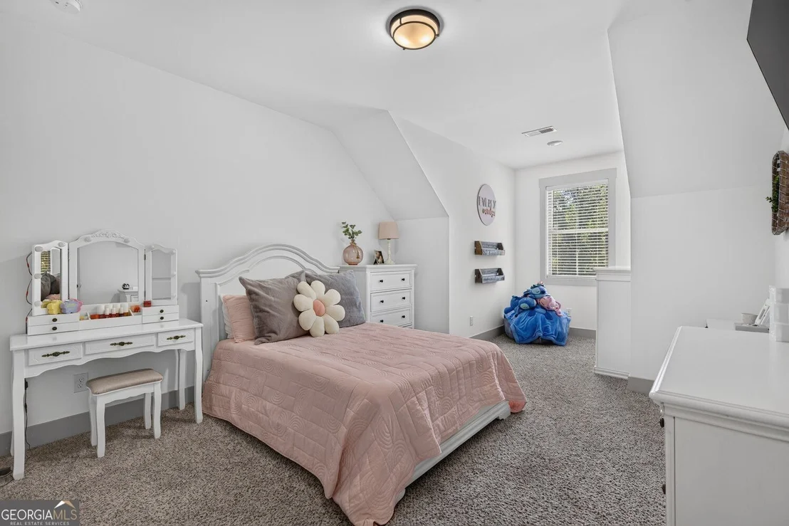 Photo of 417 Fox Valley Drive