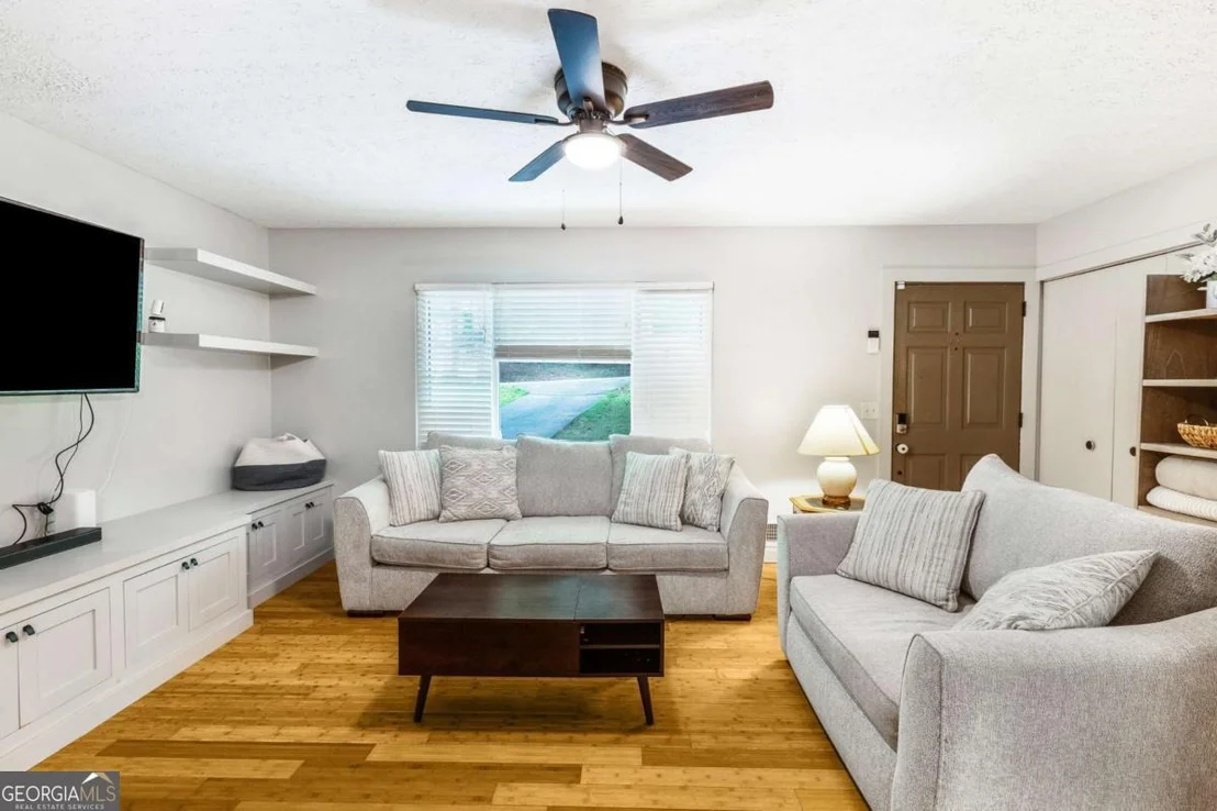 Photo of 482 Shady Lane Circle