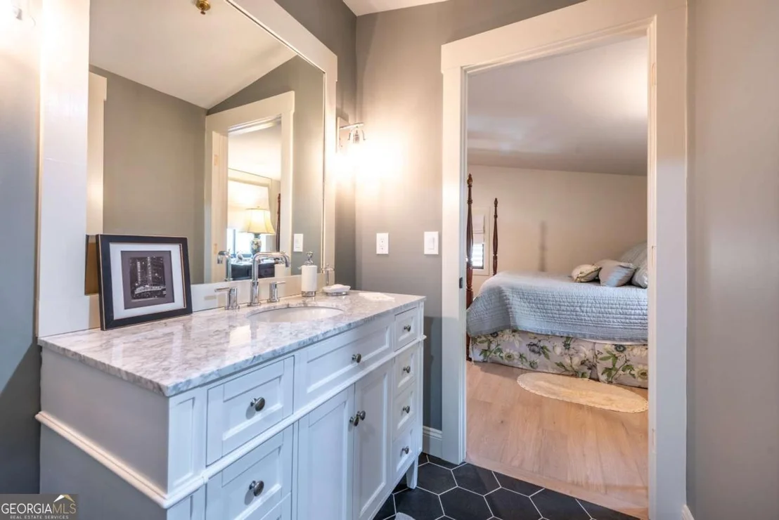 Photo of 228 Grey Squirrel Point