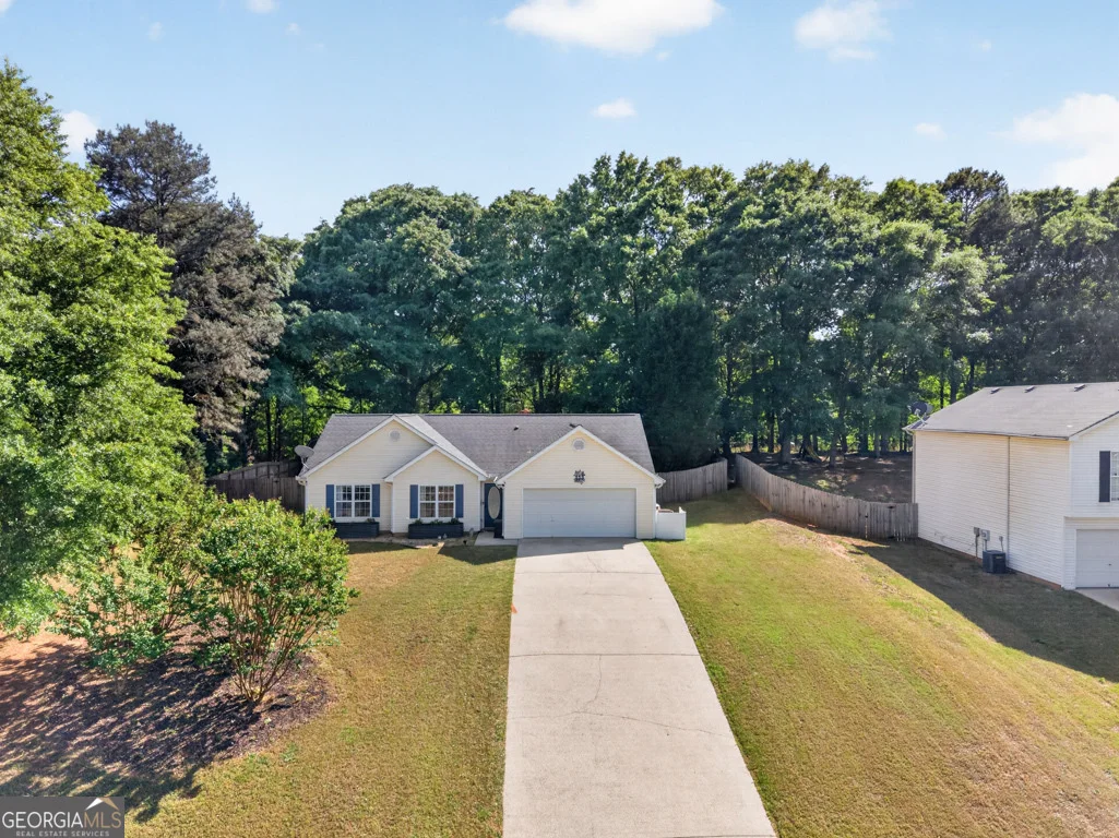 Photo of 353 Glenmoor Place