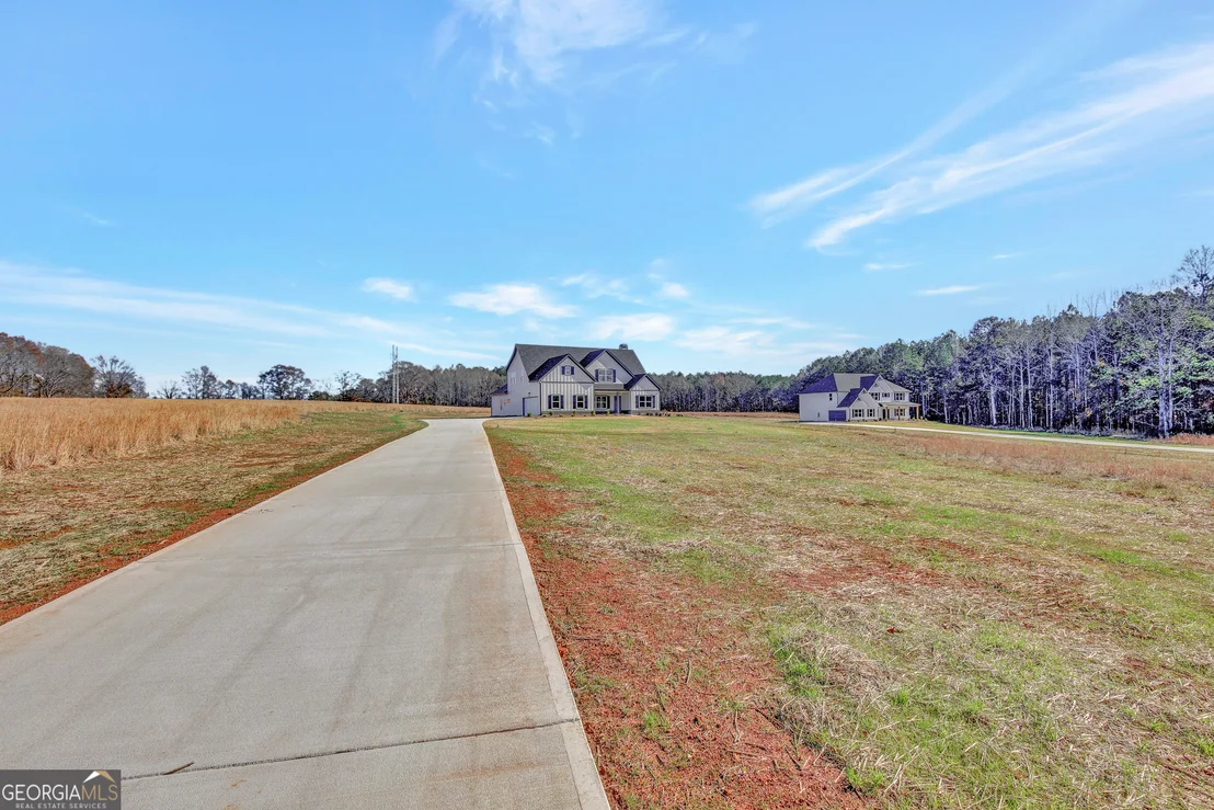 Photo of 1100 Patterson Road
