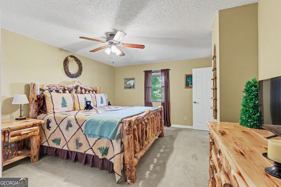 Photo of 2379 Ridgepole Drive
