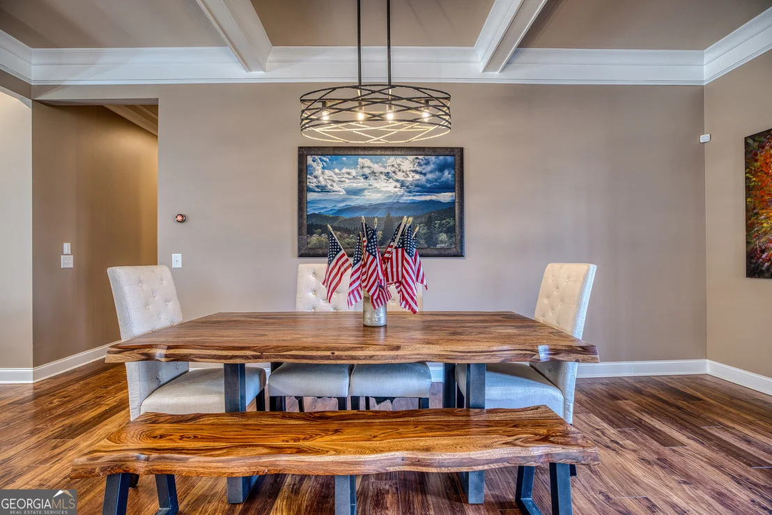 Photo of 112 Springhill Lane