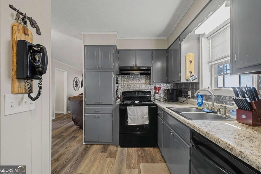 Photo of 123 Deer Park Lane