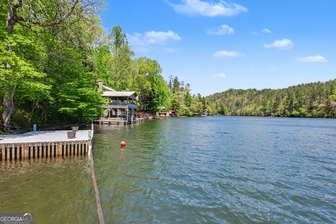 Photo of 418 Vickers Road