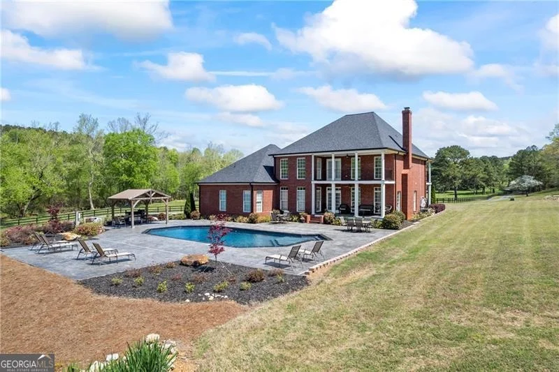 Photo of 175 Tom Jones Road