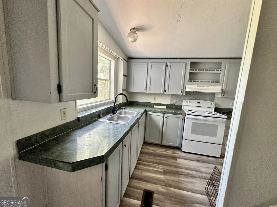 Photo of 4523 Mockingbird Lane
