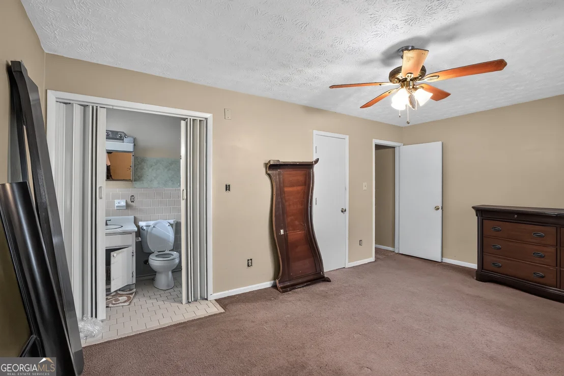Photo of 2336 Carnes Road