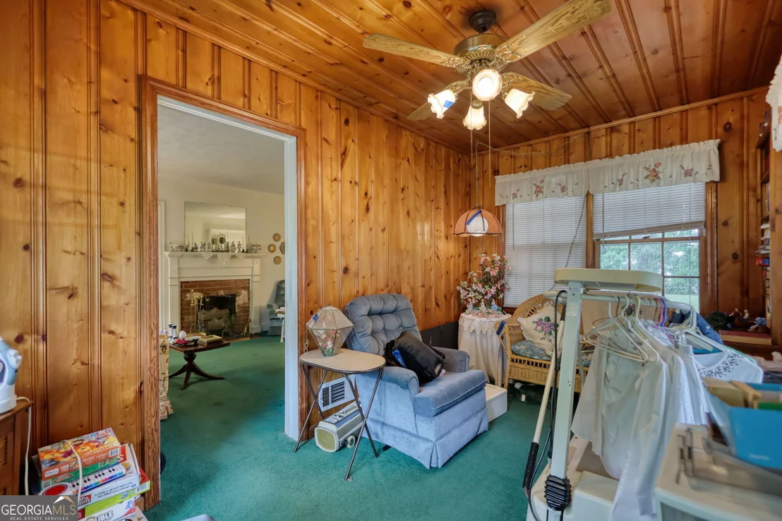 Photo of 982 Highland Circle SE