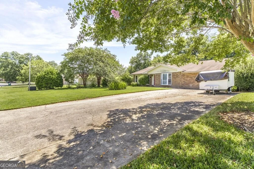Photo of 104 Fieldstone Road