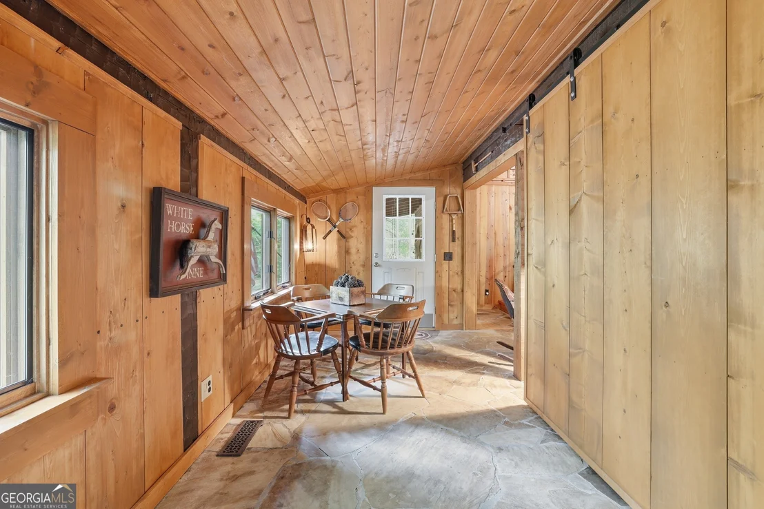 Photo of 320 Sweetwater Drive