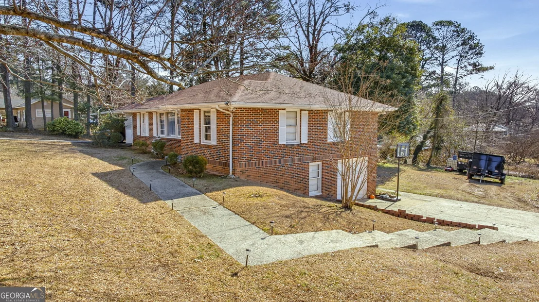 Photo of 27 Hilltop Lane