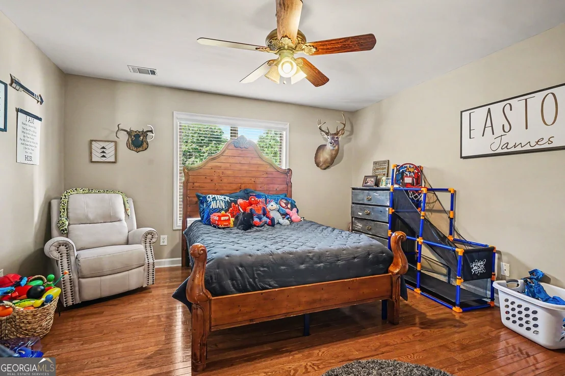 Photo of 385 Primrose Lane