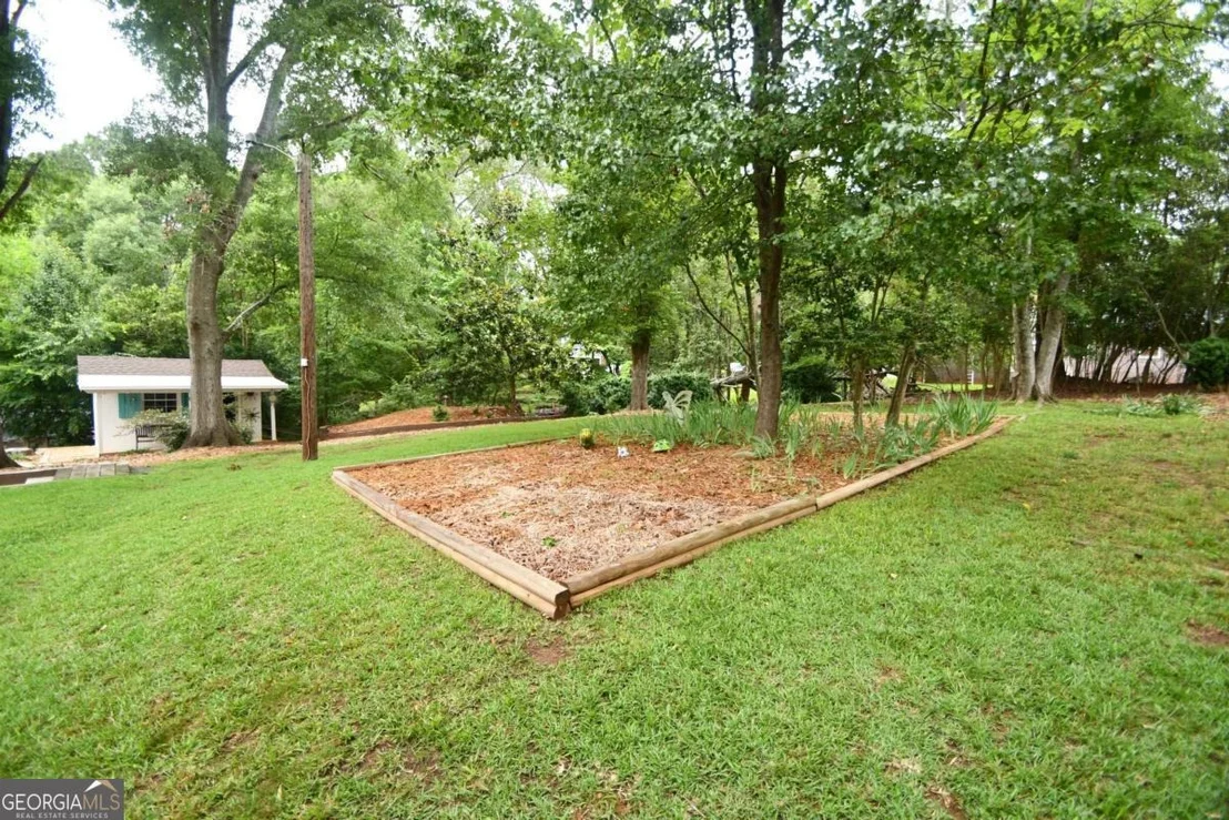 Photo of 280 Valleybrook Drive