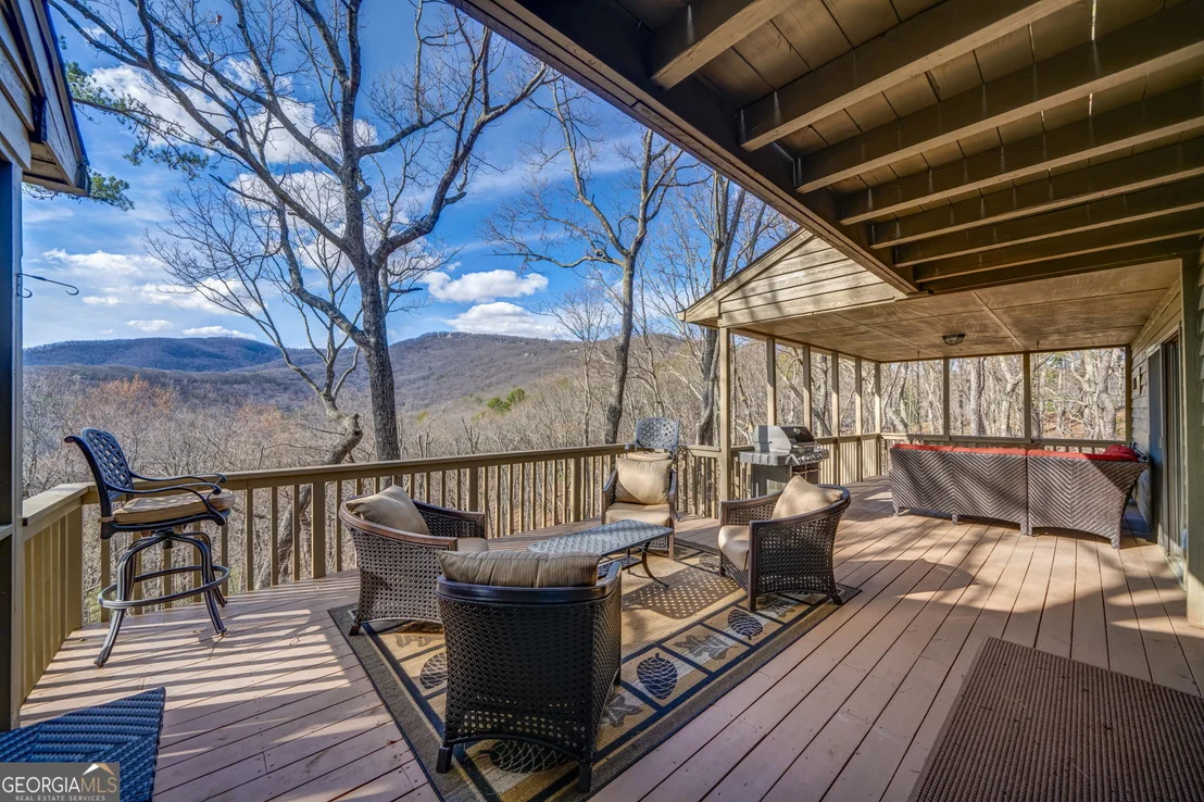 Photo of 100 Indian Pipe Drive