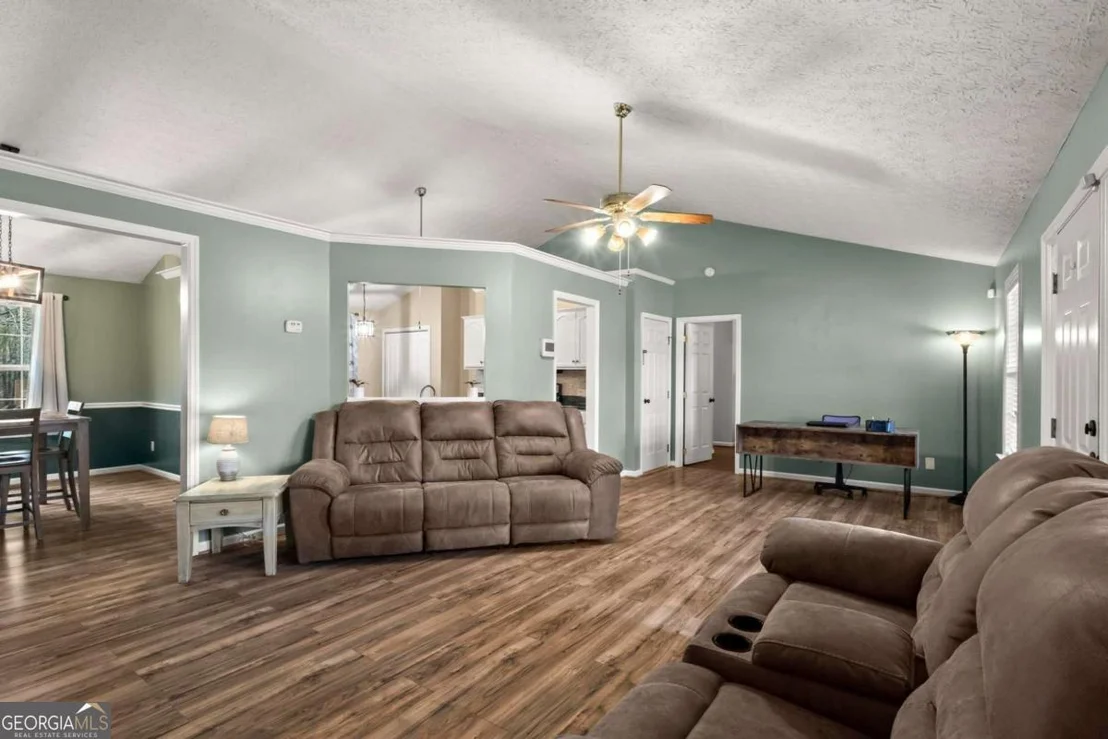 Photo of 116 Valley Edge Drive
