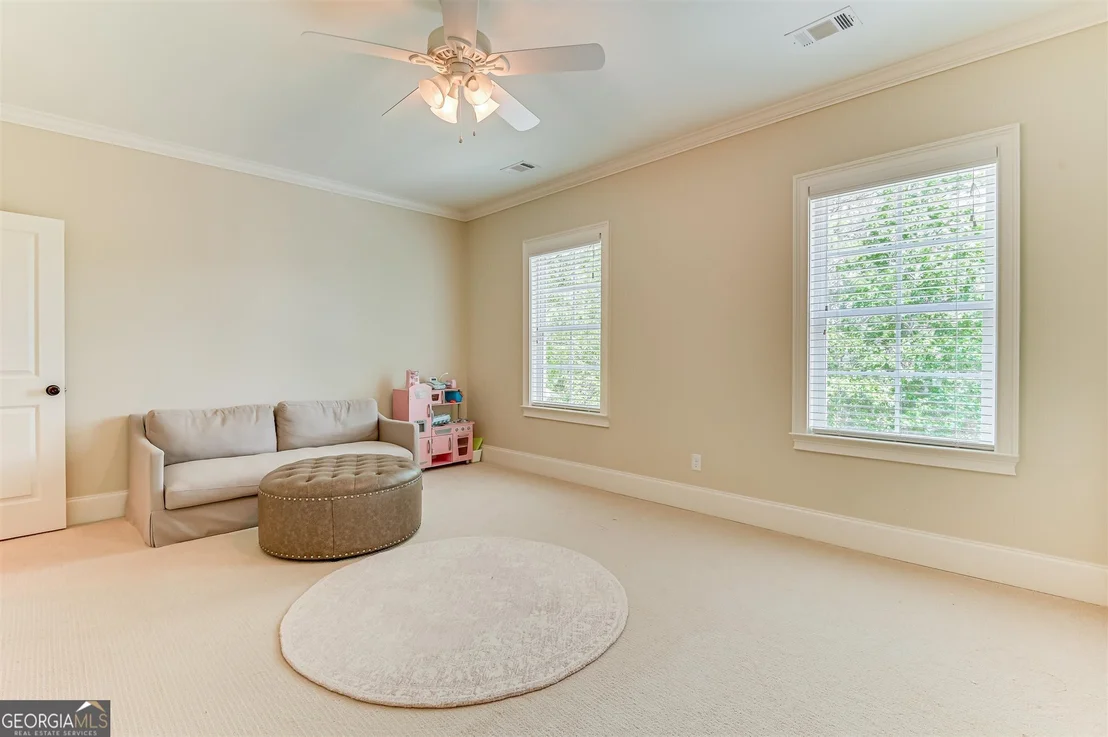 Photo of 1052 Emerald Place