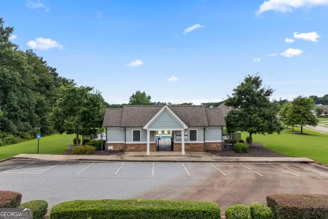 Photo of 2165 Harperfield Drive