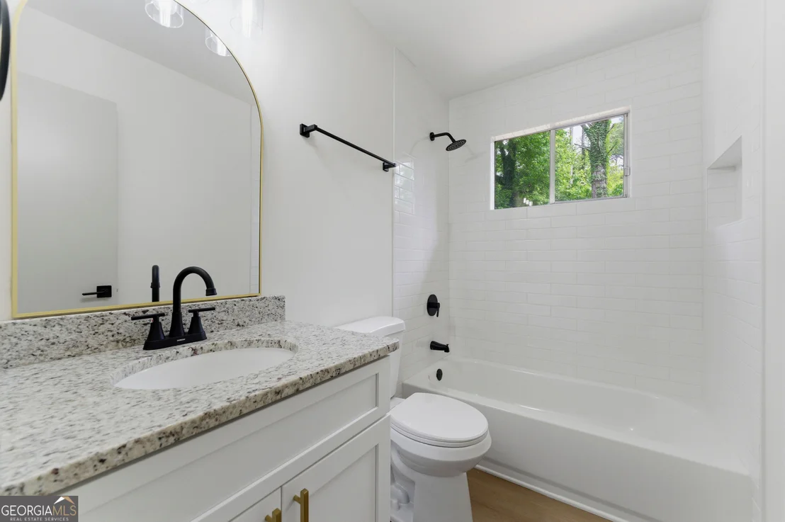 Photo of 5824 Oakleaf Way