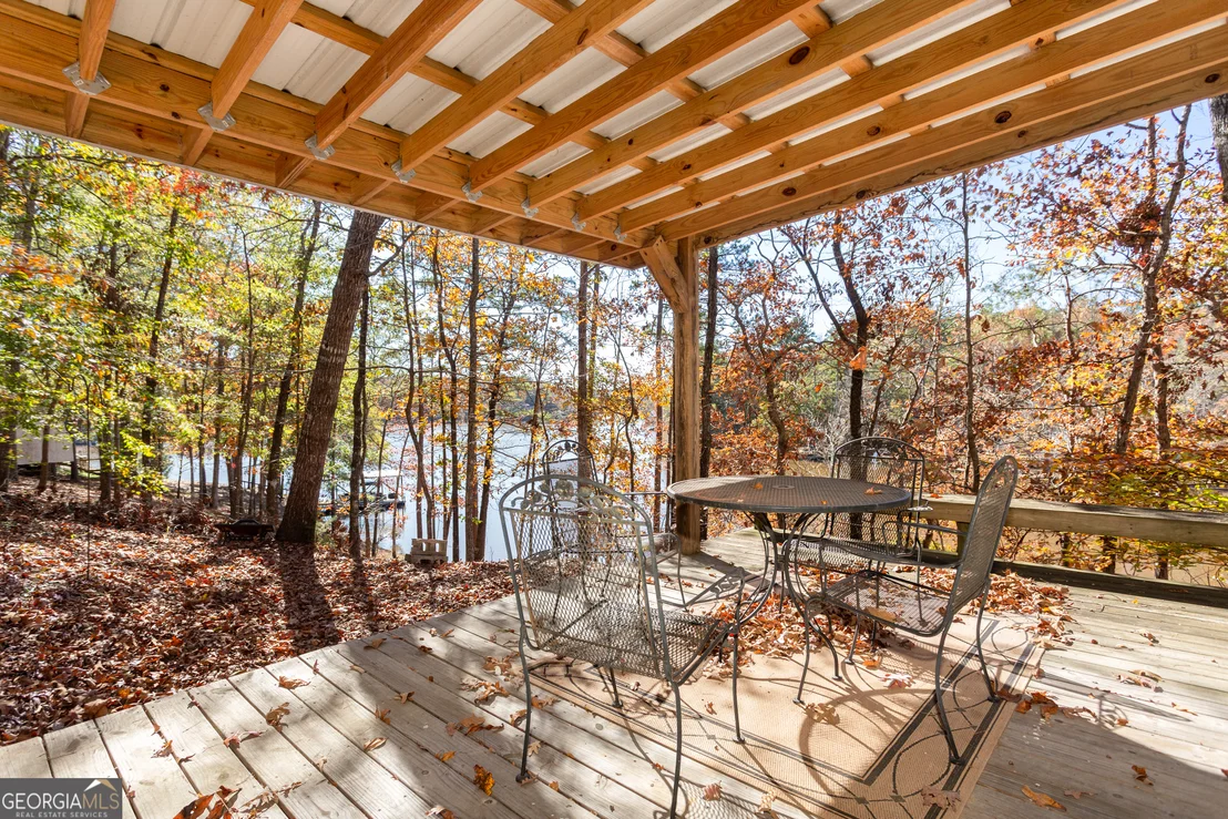 Photo of 114 Lakeside Circle
