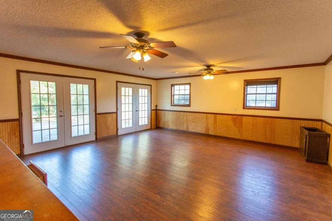 Photo of 528 Gardner Road