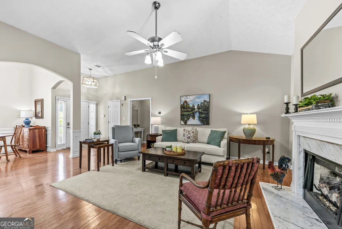 Photo of 4652 Devencrest Lane
