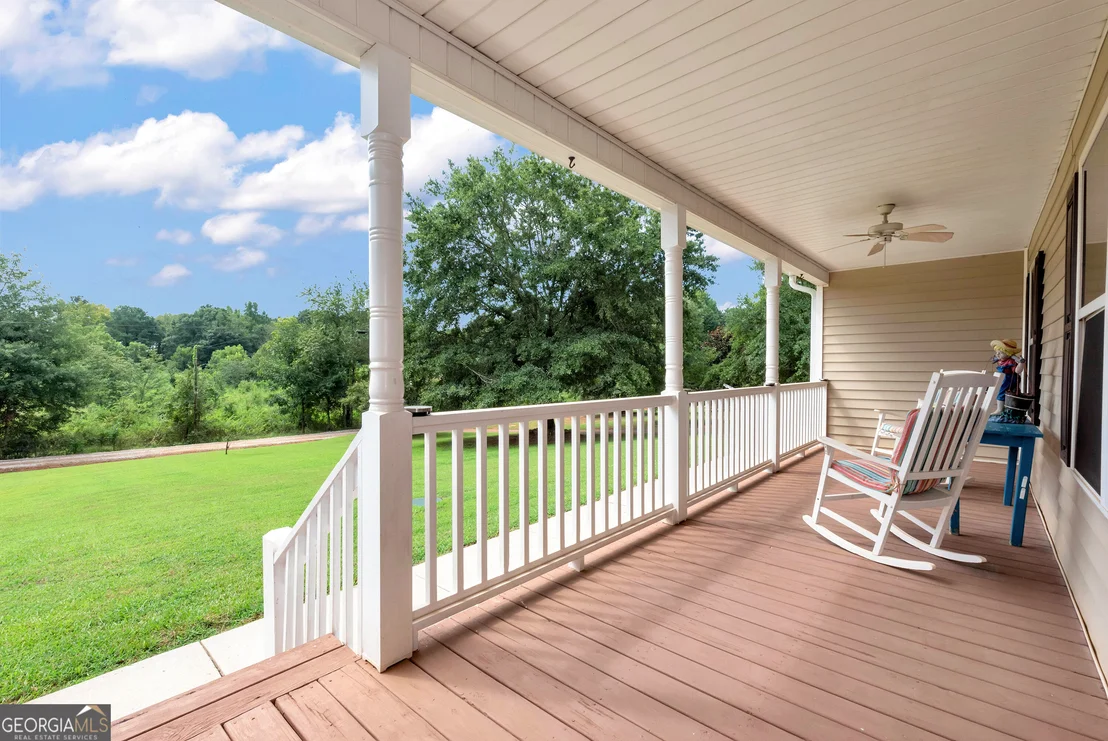Photo of 817 Bluejay Way