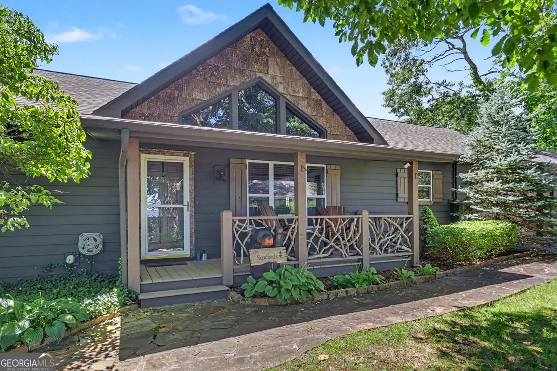 Photo of 2379 Ridgepole Drive