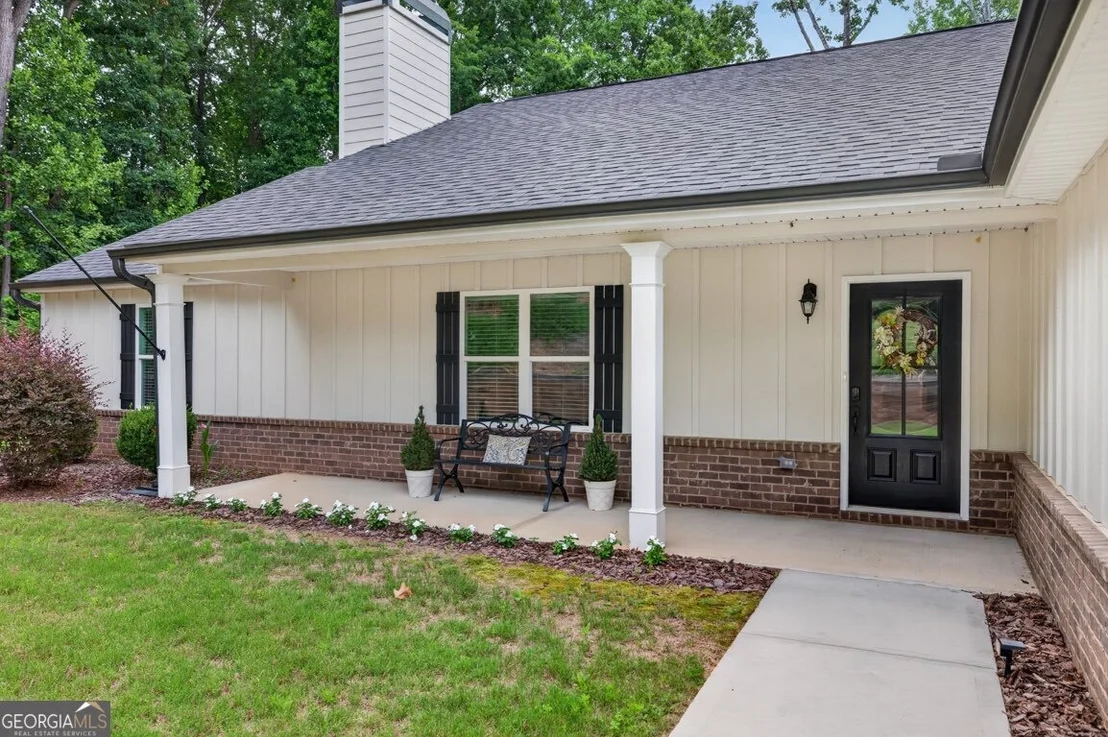 Photo of 561 Oconee Lane