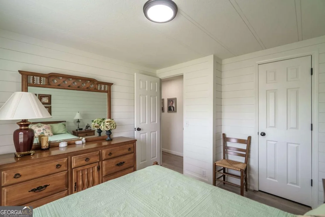 Photo of 1180 Green Briar Drive