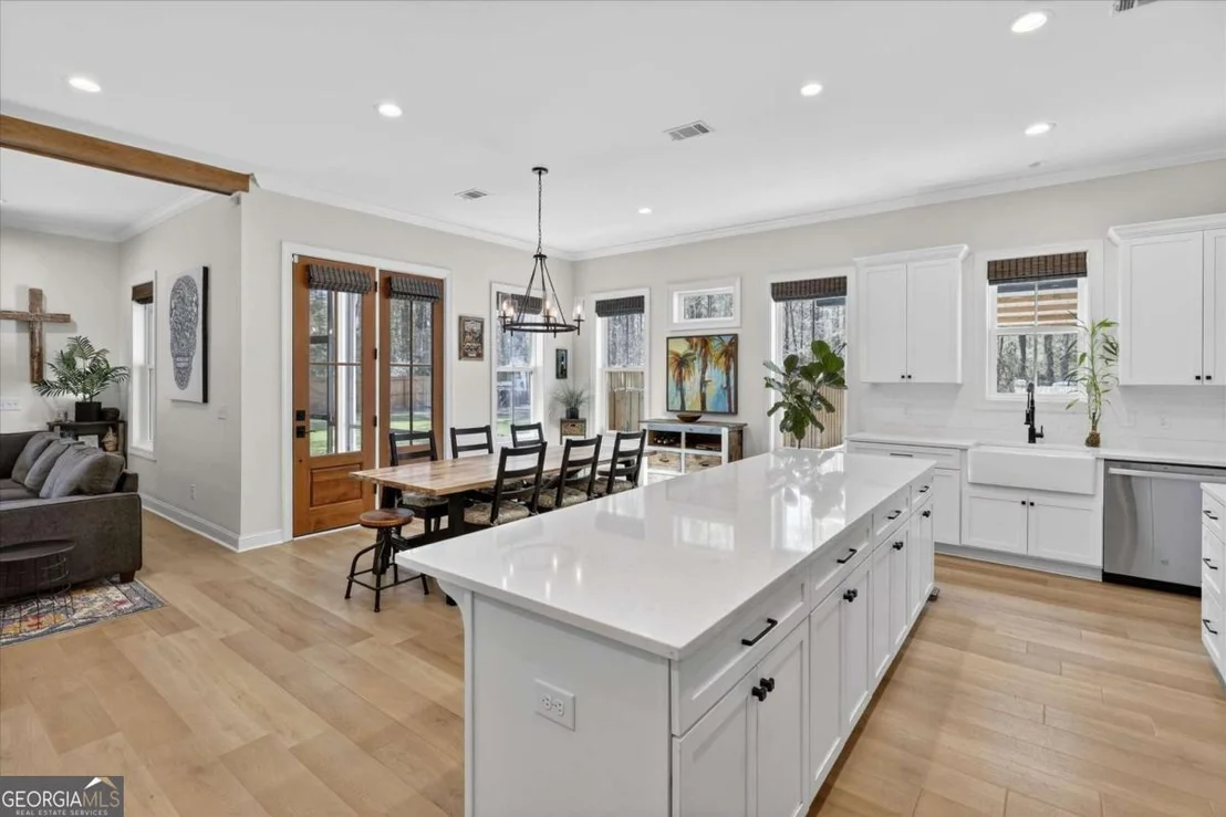 Photo of 320 Long Pond Road