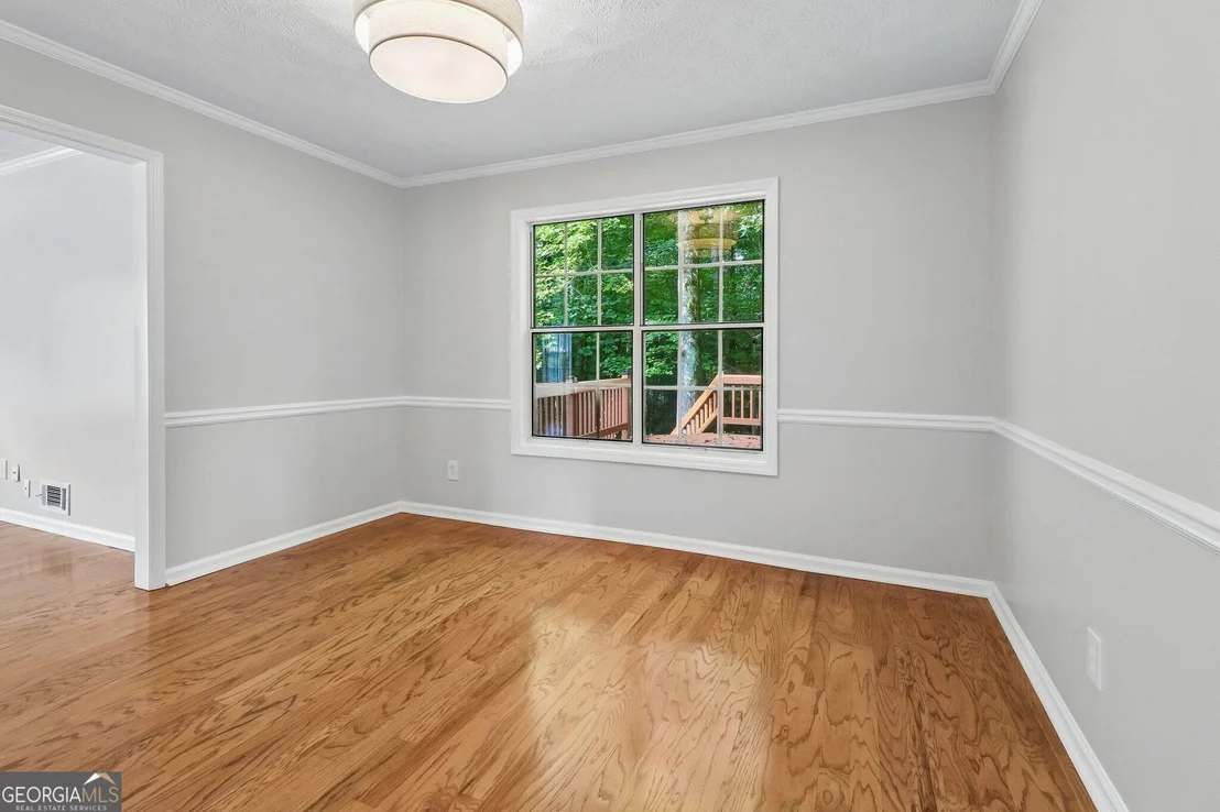 Photo of 385 Tyson Circle