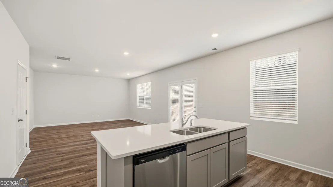 Photo of 101 Oakchase Park