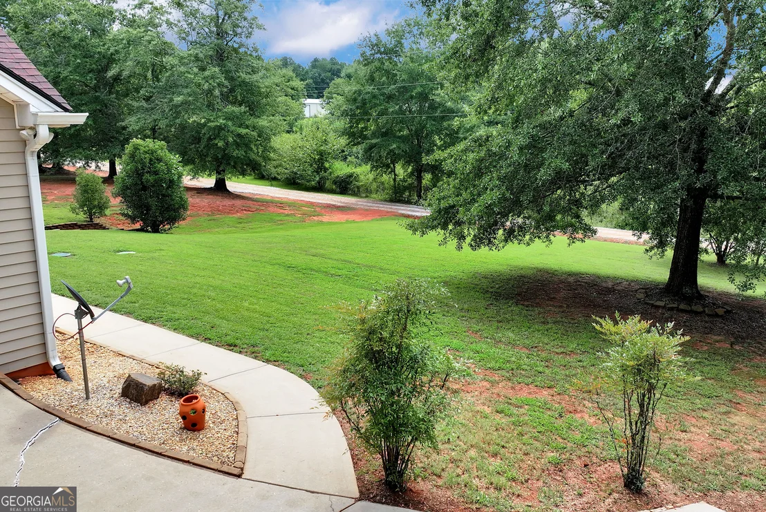 Photo of 817 Bluejay Way