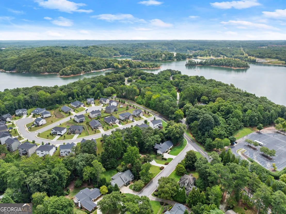 Photo of 290 Cochran Drive