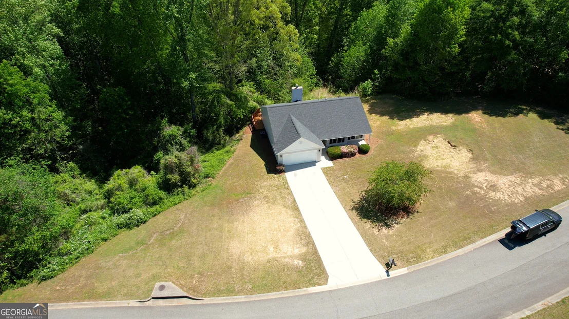 Photo of 854 Hawk Creek Trail