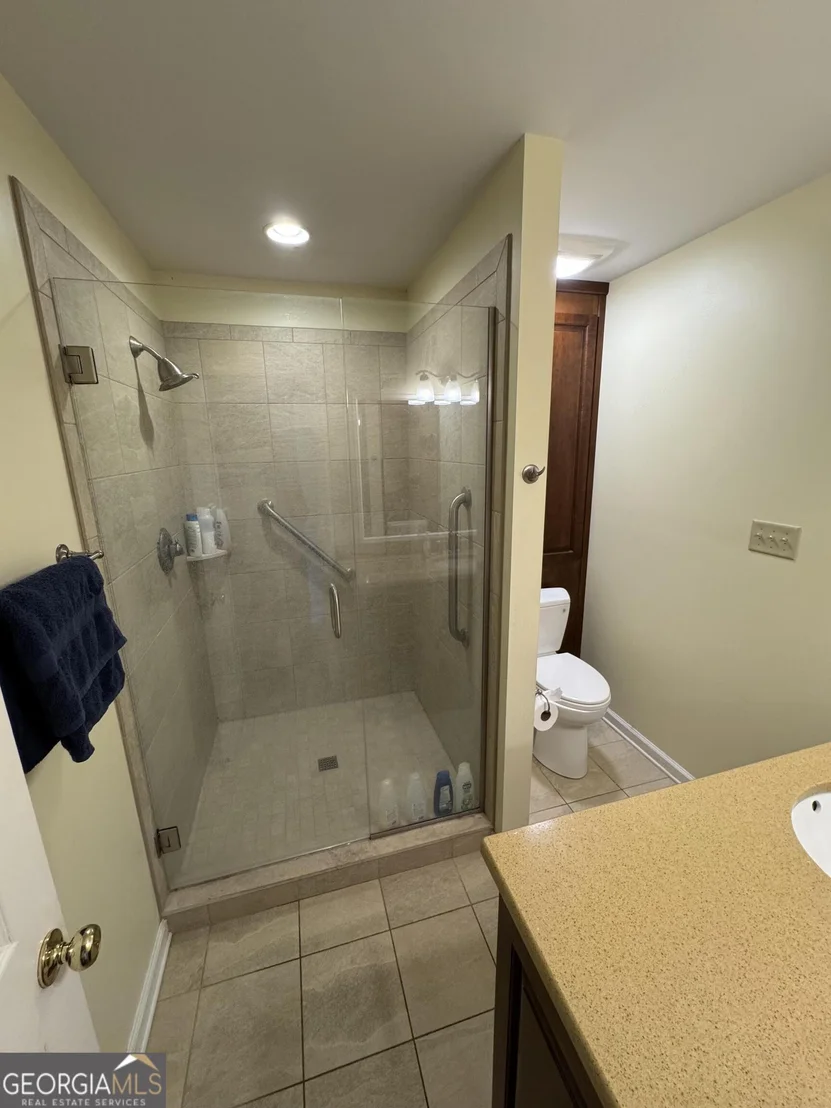 Photo of 355 Summerhill Road