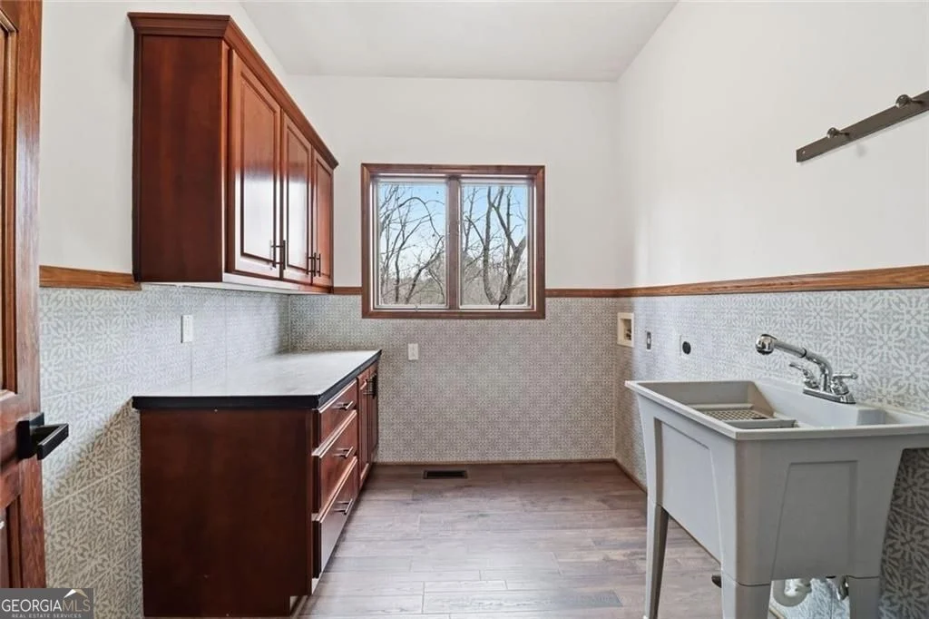 Photo of 80 McElroy Mountain Drive