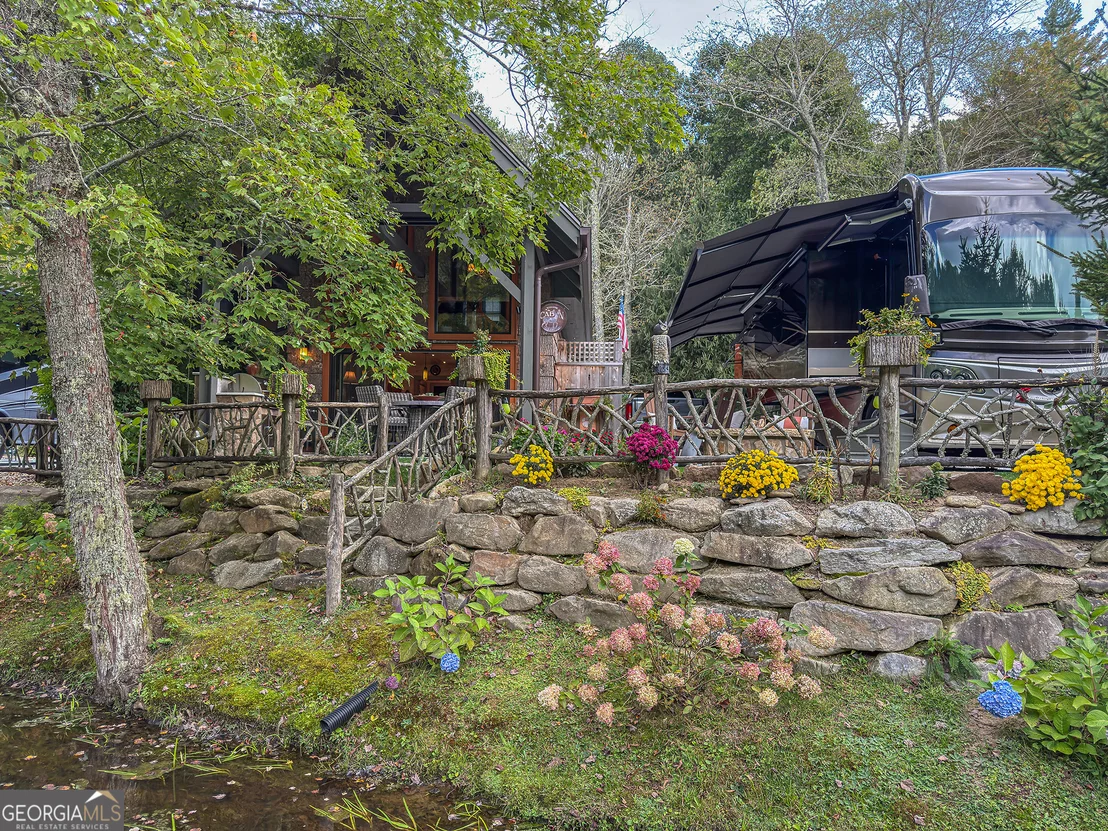 Photo of 111 Wildflower Road