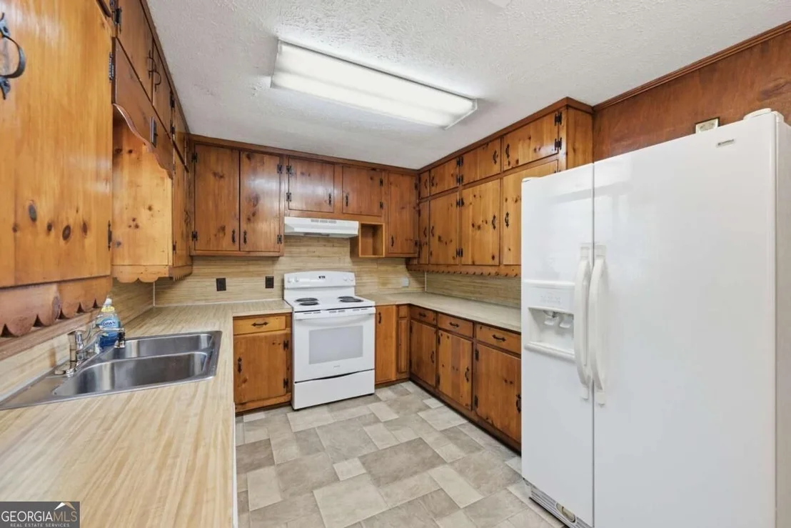 Photo of 1141 Stewart Road