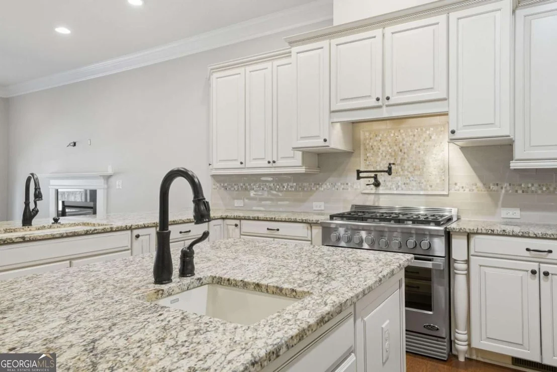 Photo of 655 Hemlock Trail