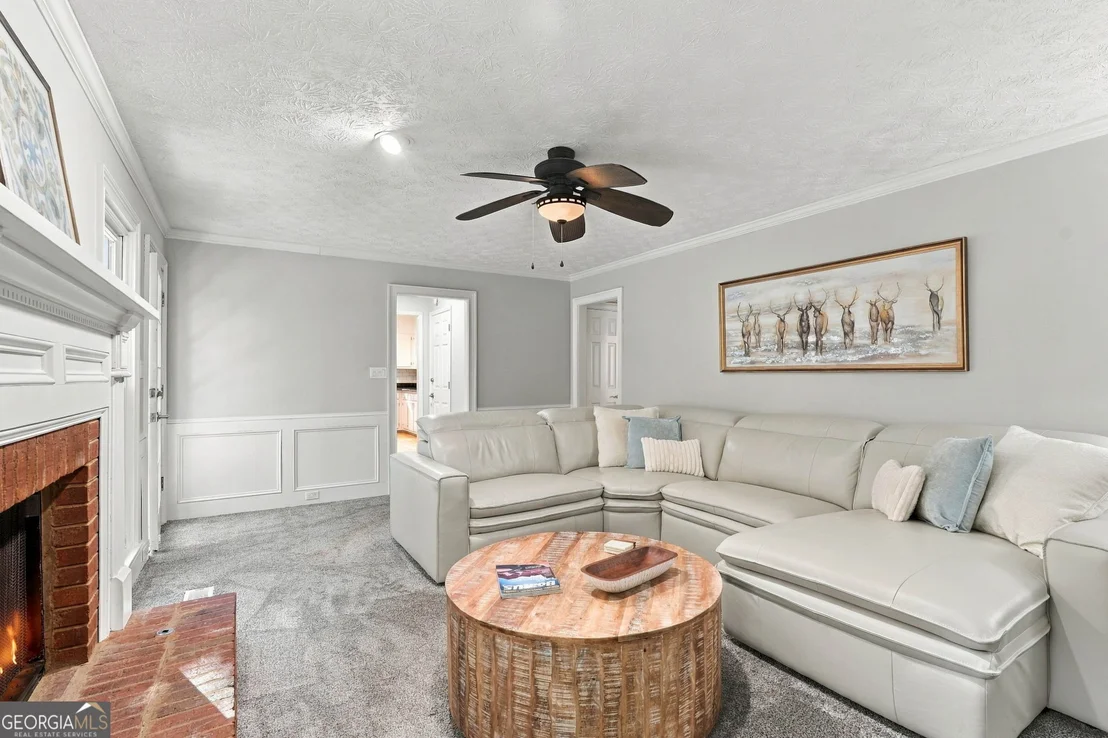 Photo of 1544 Thoreau Drive
